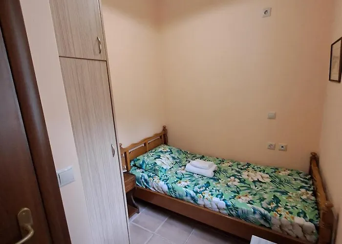 Makris House-giasemi Αγία Ευφημία