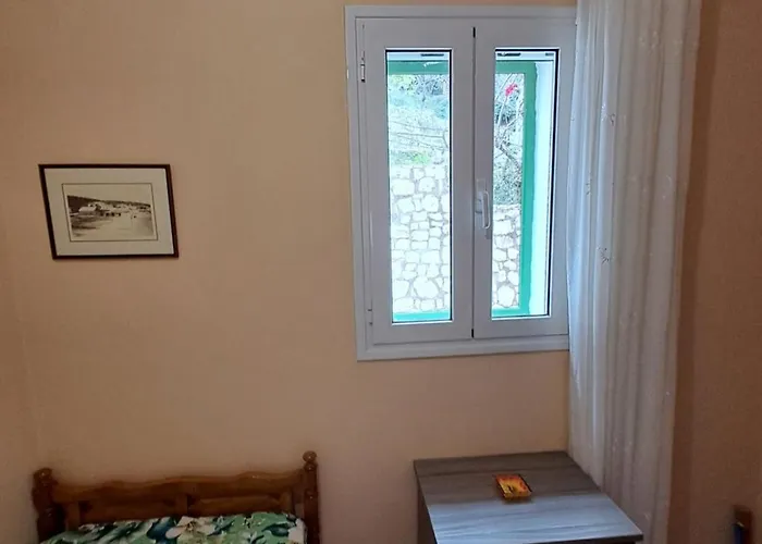 Makris House-giasemi * Αγία Ευφημία