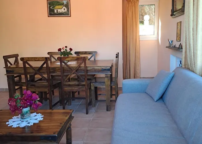 Διαμέρισμα Makris House-giasemi