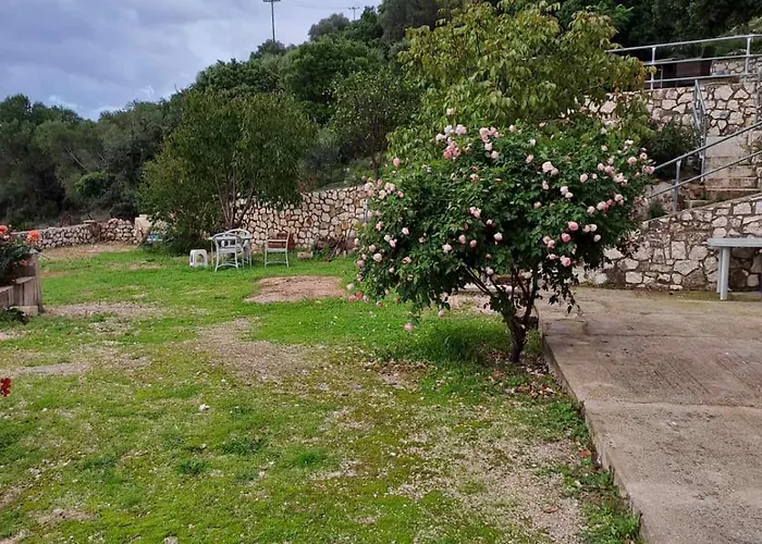 Διαμέρισμα Makris House-giasemi