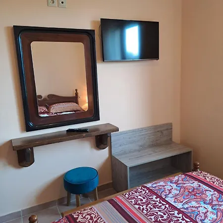 Makris House-giasemi *