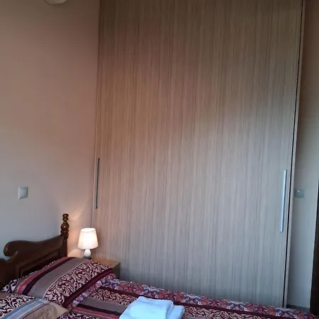 Makris House-giasemi *