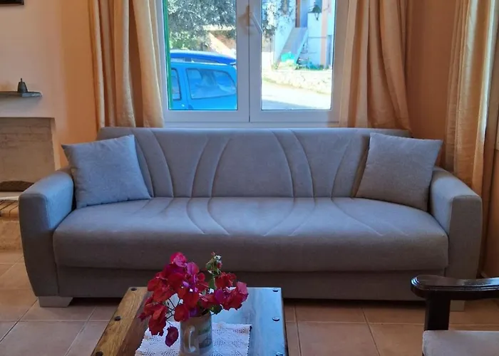 Apartment Makris House-giasemi Agia Efimia